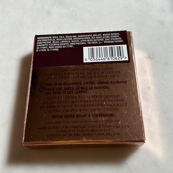 Charlotte Tillbury Glow Guide Face Architect Highlighter in Gilded Glow - Picture 2 of 4